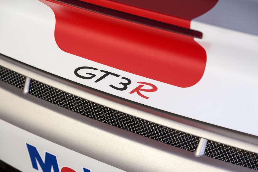  Porsche 911 GT3 R 2013 года  (фото 3 из 12)